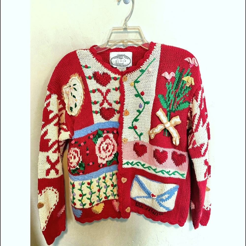 🌵Valentines Hand Knitted Sweater embellishment